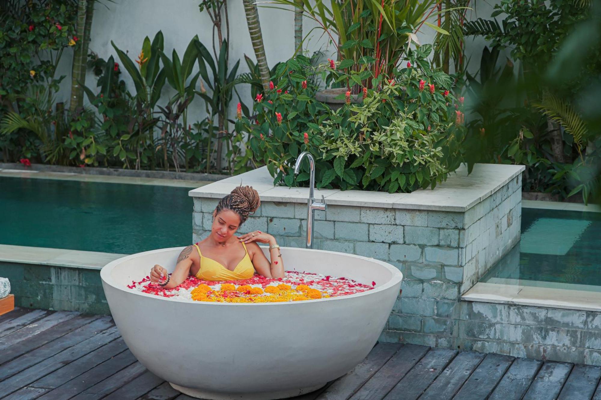Villa Bella Seseh, 3-Br With Private Pool Canggu  Exterior photo